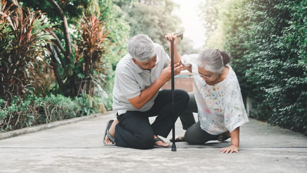 Veja 9 passos para melhorar o equilíbrio e evitar quedas em idosos com exercícios, adaptações e cuidados simples no dia a dia.