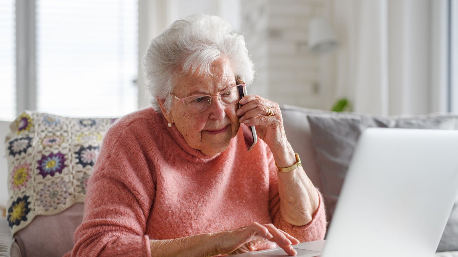 como evitar queda de idosos